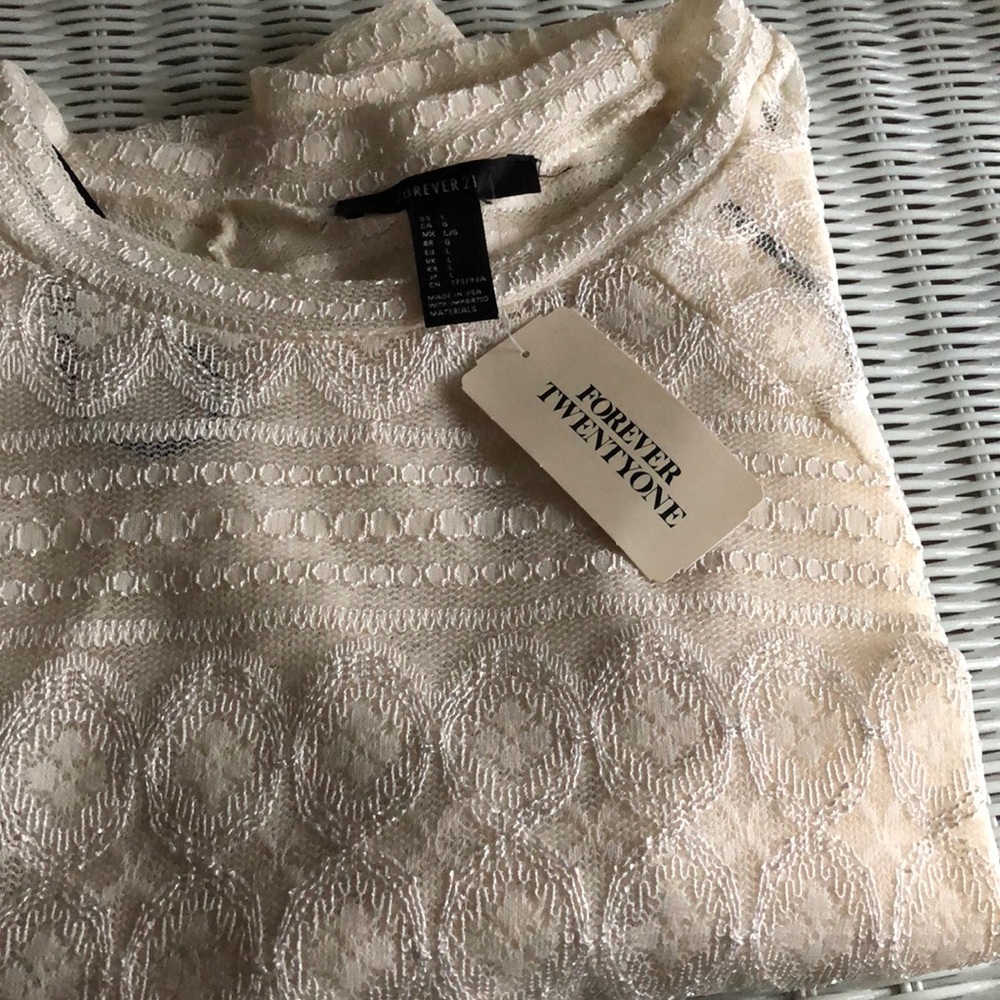 Lace tops, both size L (juniors) - Picture 5 of 5